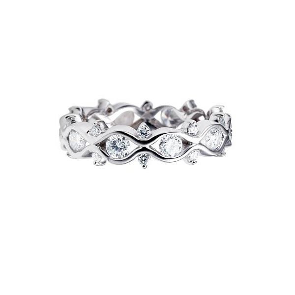 Свадебное кольцо с бриллиантами